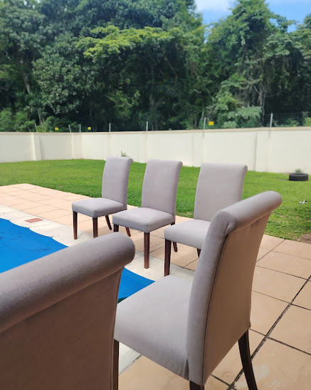 Dining chair set